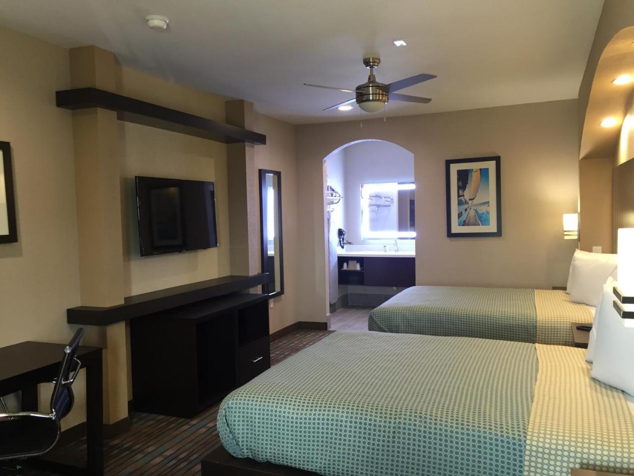 Econo Lodge Inn & Suites Houston Nw-Cy-Fair Jersey Village Экстерьер фото