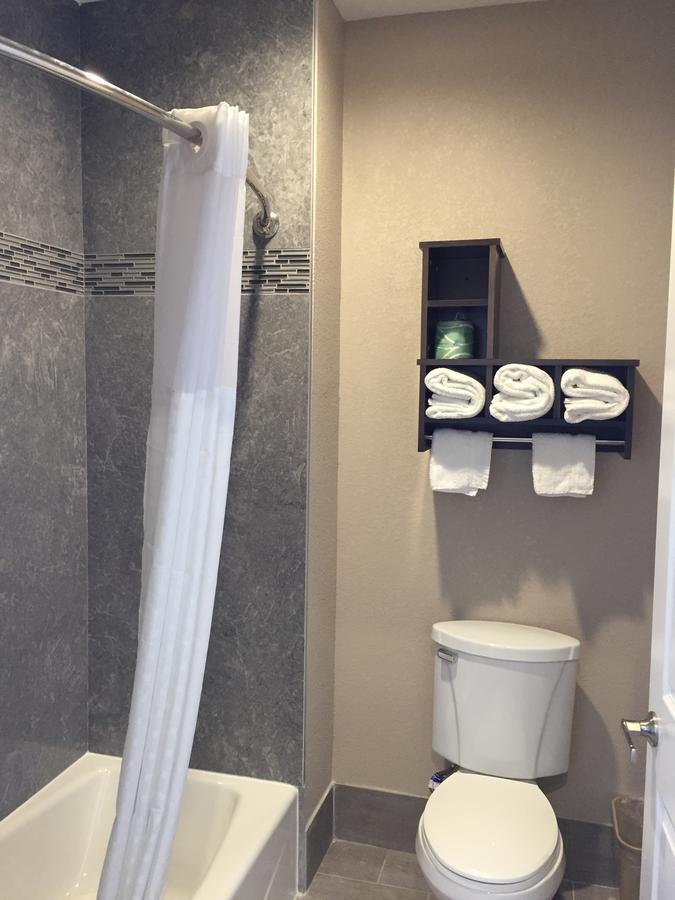 Econo Lodge Inn & Suites Houston Nw-Cy-Fair Jersey Village Экстерьер фото